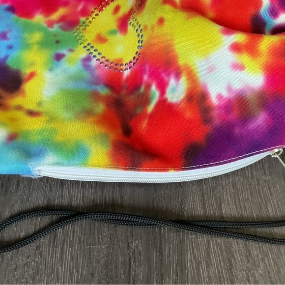 Tie Dye Heart Rhinestone Tote Bag Backpack -Earphone Insert and Side Pocket - Picture 6 of 6